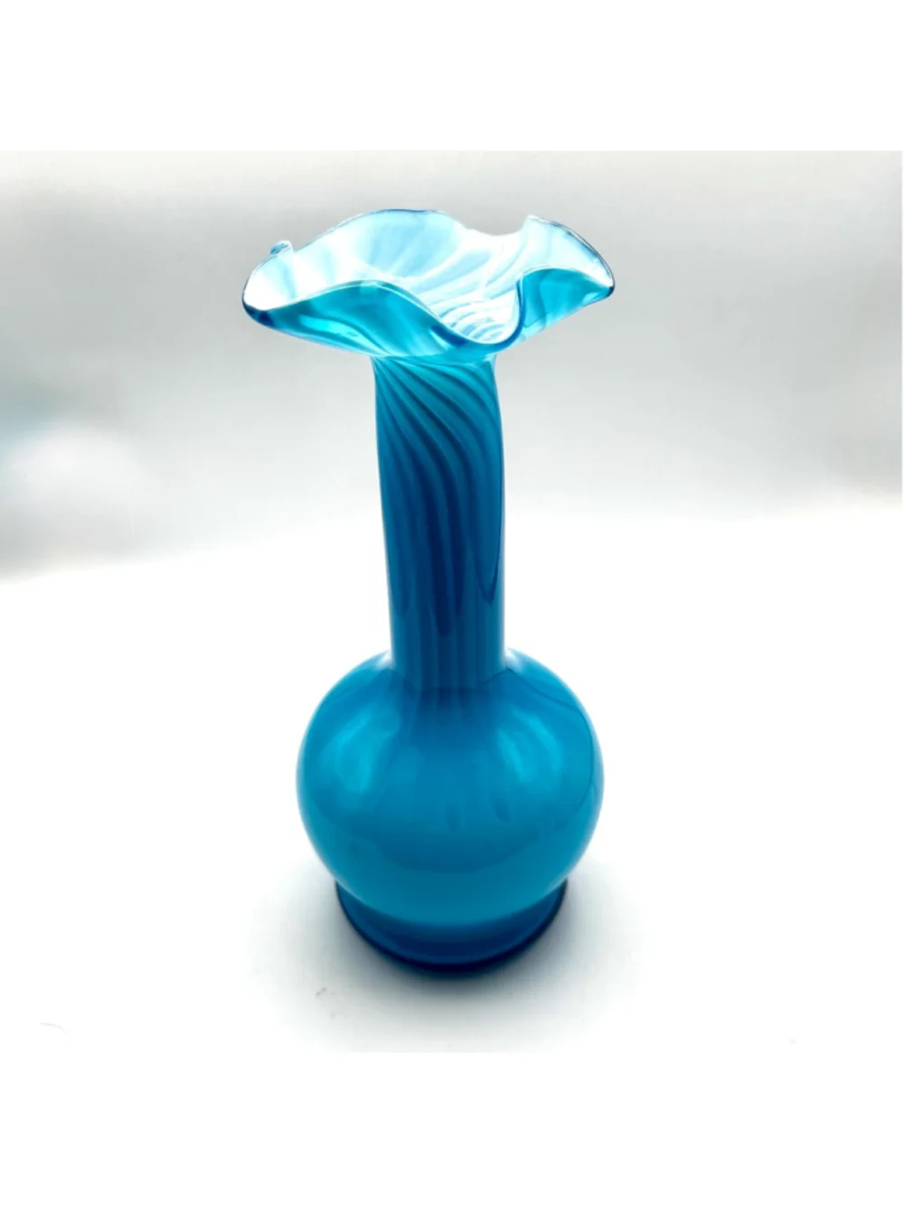 Hand Blown Glass Vase – Turquoise Aqua Spiral Optic Ruffled Rim 9”